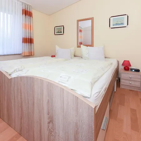 Strandnahes Mit Kinderspielplatz By Interhome *